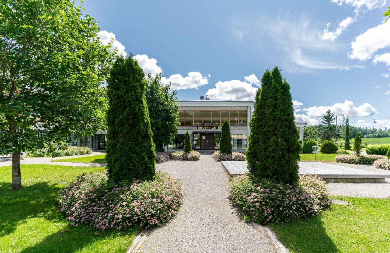 Sannasin Kartano Hotel Buitenkant foto