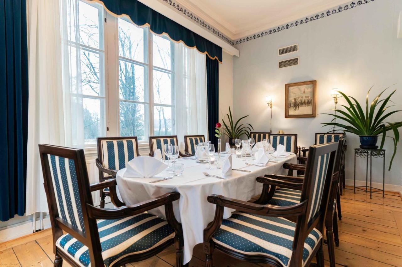 Sannasin Kartano Hotel Buitenkant foto