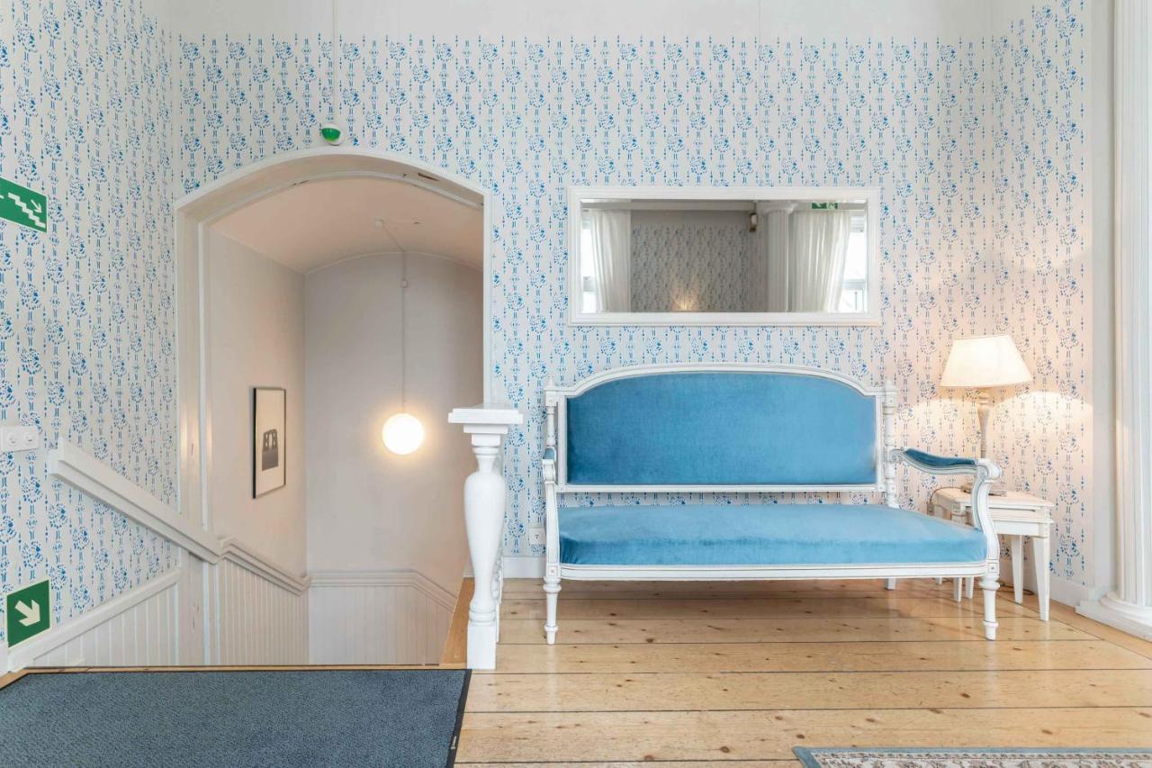 Sannasin Kartano Hotel Buitenkant foto